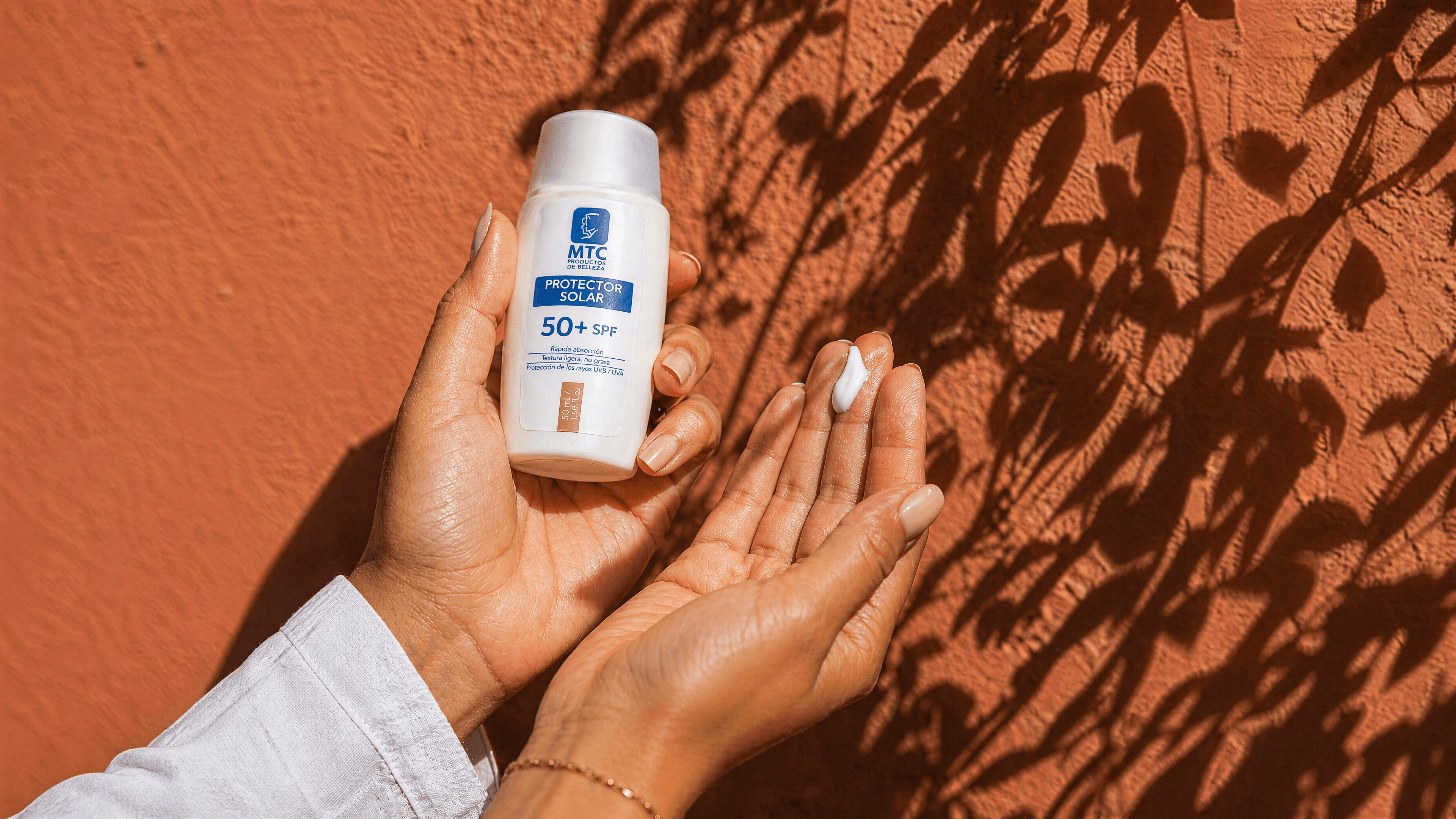 Protector Solar SPF 50+ — textura